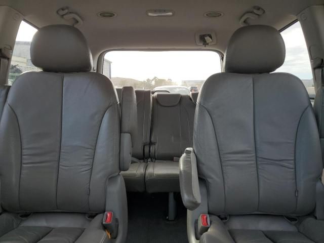 2014 KIA Sedona EX