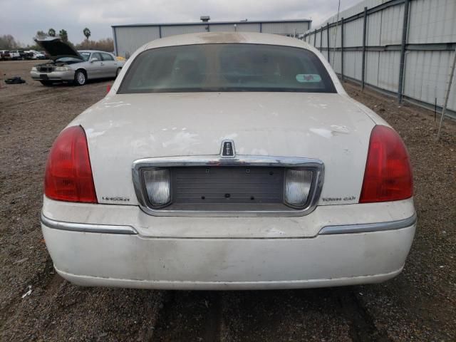 2006 Lincoln Town Car Signature