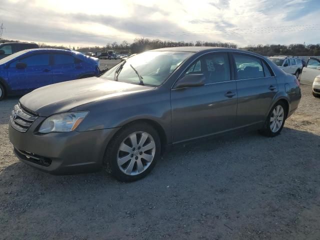 2005 Toyota Avalon XL