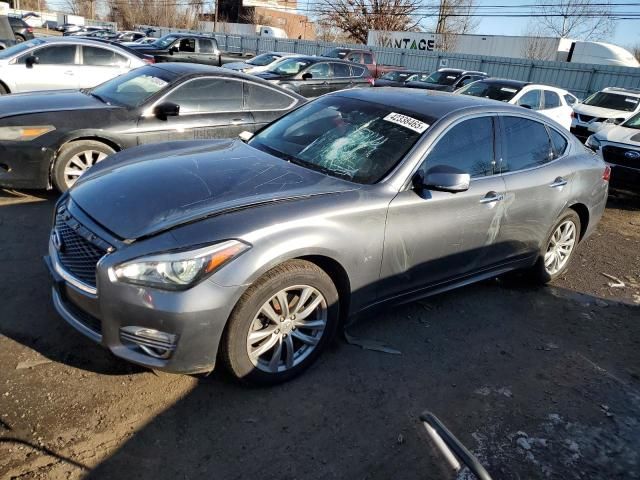 2018 Infiniti Q70 3.7 Luxe