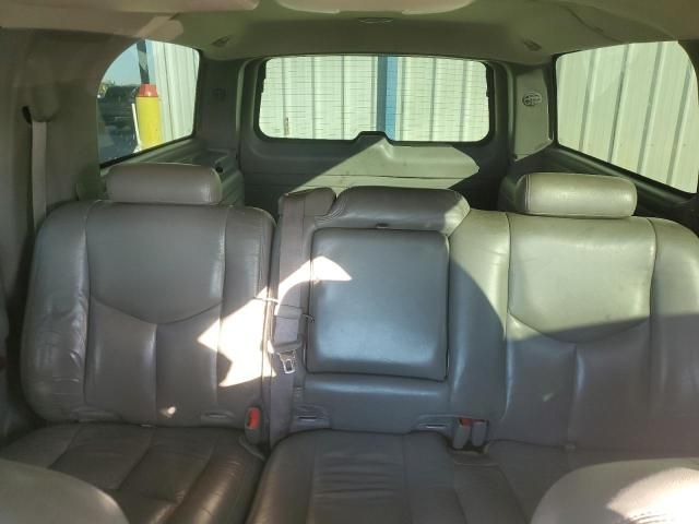 2004 Chevrolet Suburban K1500