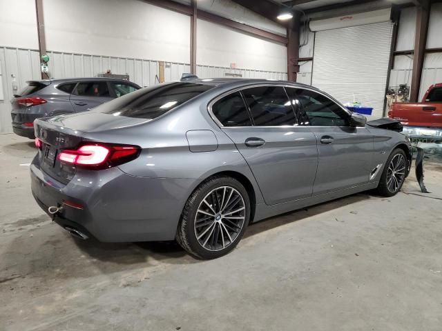 2022 BMW 530E