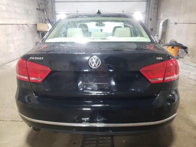 2012 Volkswagen Passat SEL