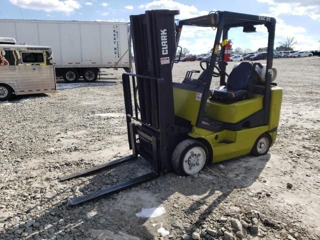 1997 Clark Forklift GGC-25