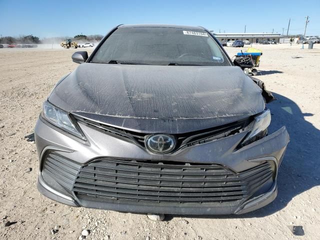 2022 Toyota Camry LE