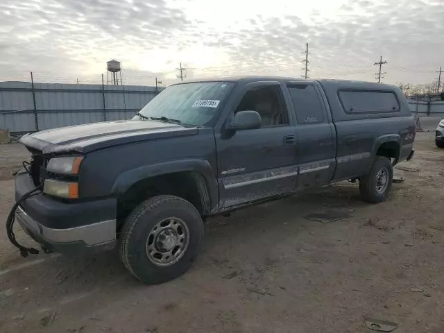 2004 Chevrolet Silverado K2500 Heavy Duty