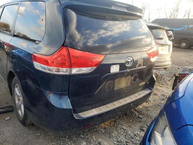 2012 Toyota Sienna LE