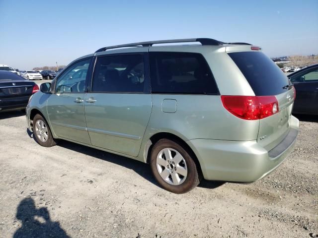 2006 Toyota Sienna CE