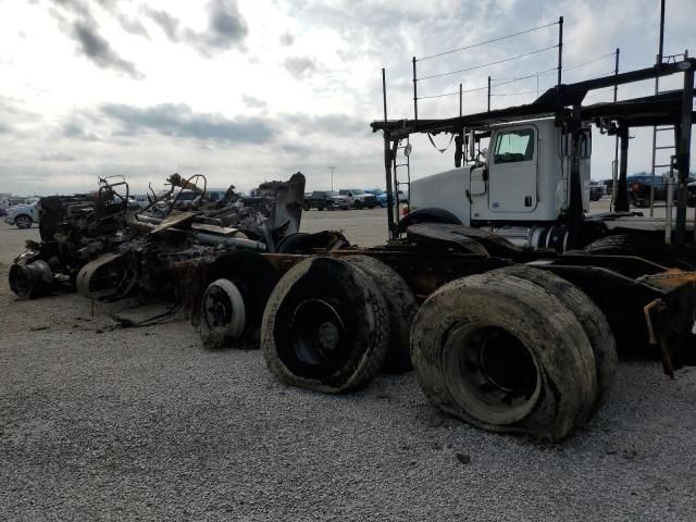 2016 Peterbilt 567