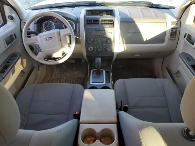 2010 Ford Escape XLS