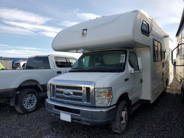 2011 Thor 2011 Ford Econoline E350 Super Duty Cutaway Van