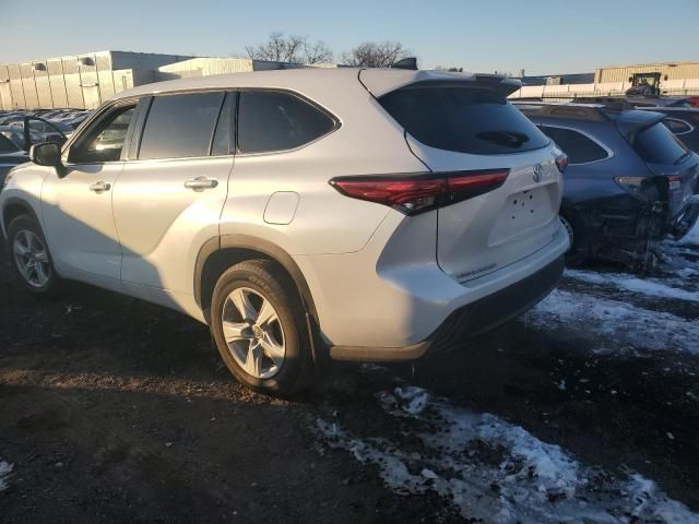 2022 Toyota Highlander L