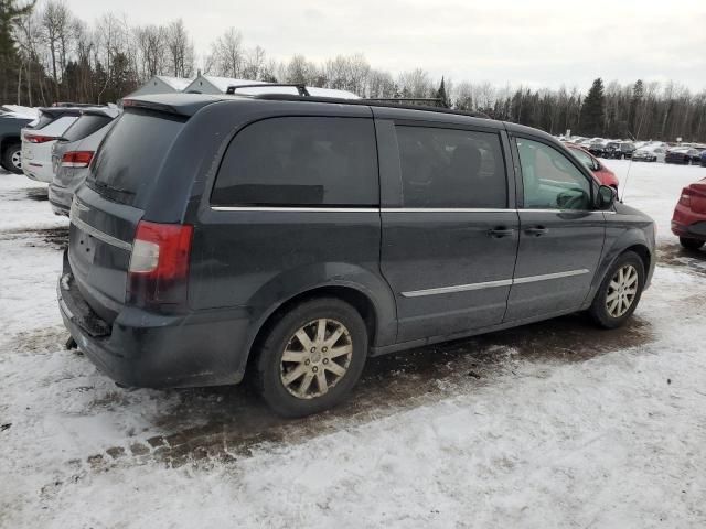 2016 Chrysler Town & Country Touring