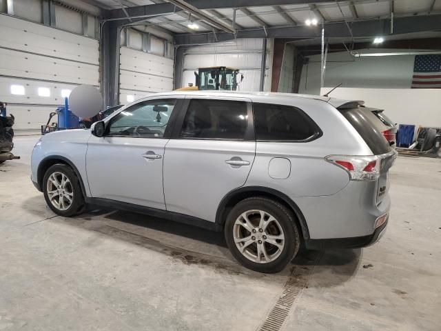 2015 Mitsubishi Outlander SE