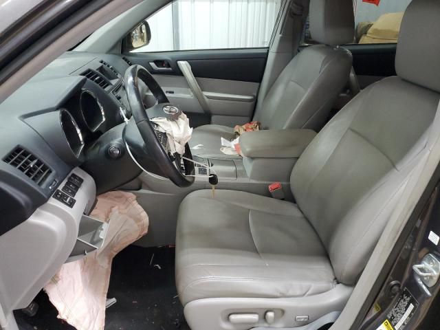 2013 Toyota Highlander Base