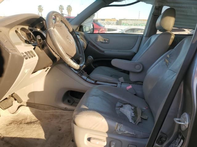 2004 Toyota Highlander Base