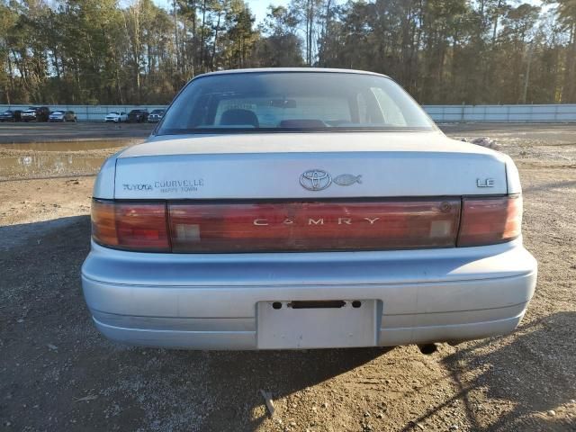 1992 Toyota Camry LE