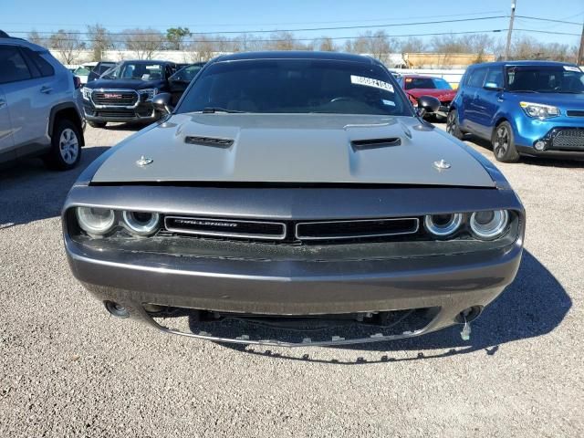 2015 Dodge Challenger SXT