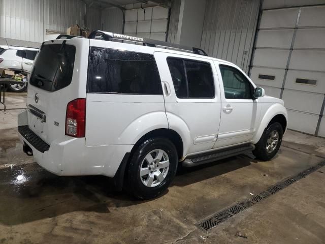 2007 Nissan Pathfinder LE