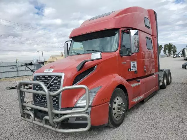 2020 Volvo VN VNL