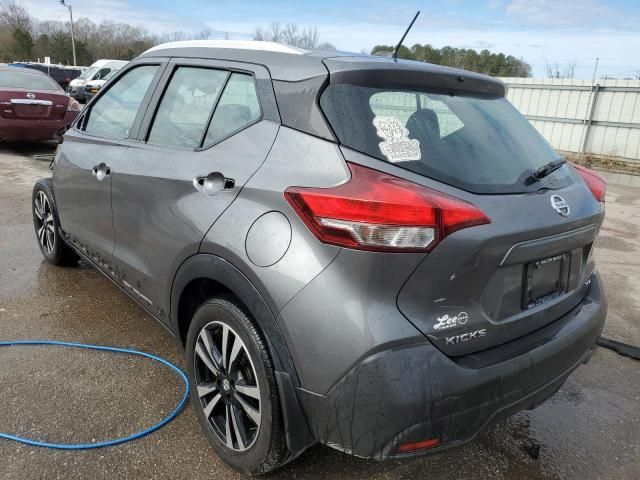 2019 Nissan Kicks S