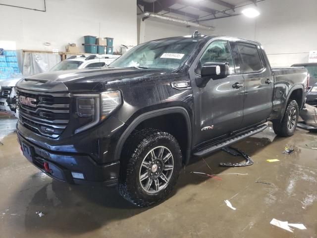 2022 GMC Sierra K1500 AT4