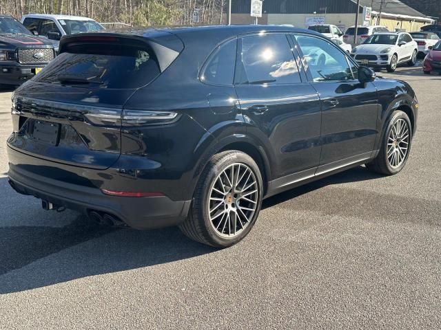 2023 Porsche Cayenne S