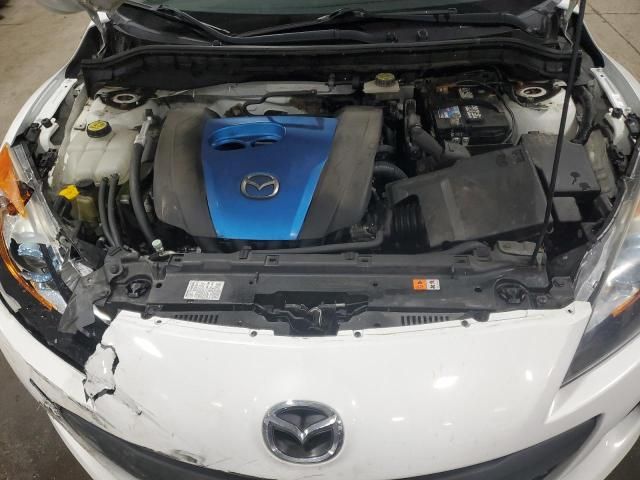 2013 Mazda 3 I