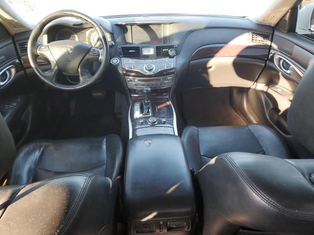 2014 Infiniti Q70 3.7