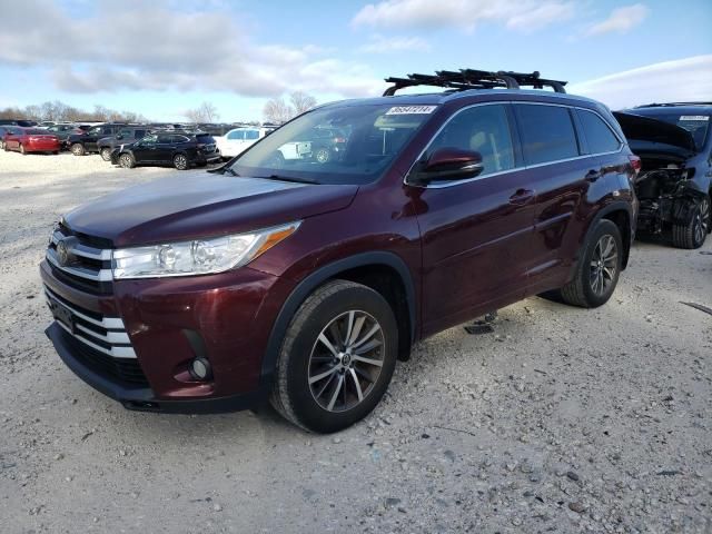 2018 Toyota Highlander SE