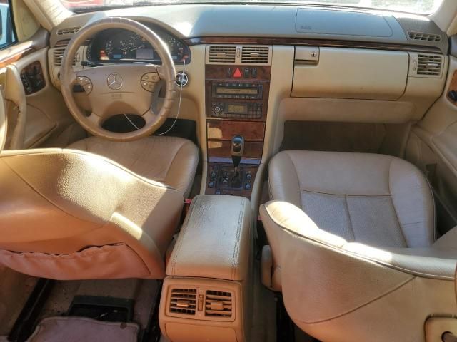 2001 Mercedes-Benz E 320