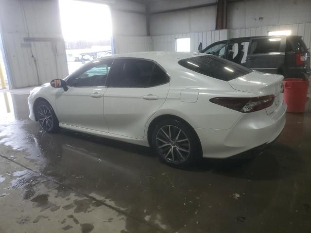 2022 Toyota Camry XLE