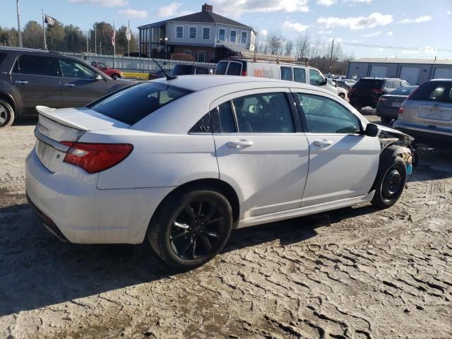 2014 Chrysler 200 Touring