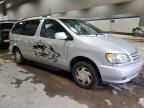 2002 Toyota Sienna LE