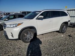 Salvage cars for sale at auction: 2017 Toyota Highlander SE