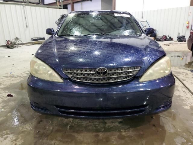 2004 Toyota Camry LE