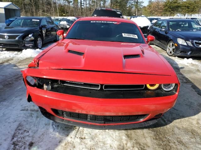 2018 Dodge Challenger SXT