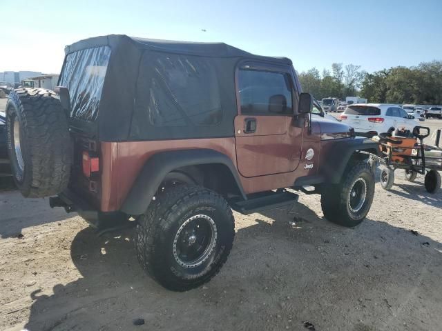 2004 Jeep Wrangler / TJ Sahara