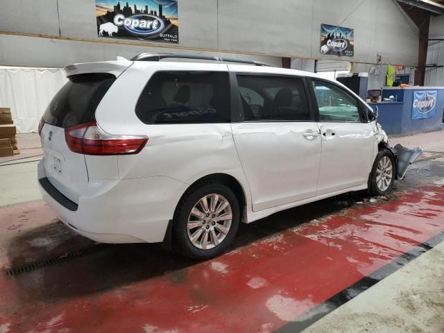 2019 Toyota Sienna LE