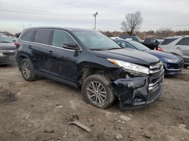 2019 Toyota Highlander SE