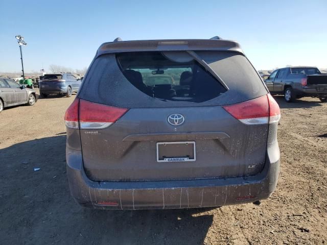 2012 Toyota Sienna LE