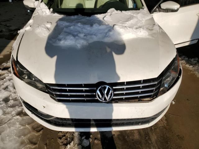 2014 Volkswagen Passat SEL