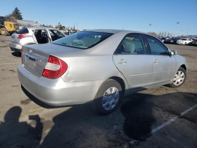 2004 Toyota Camry LE