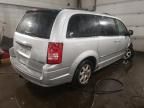 2009 Chrysler Town & Country Touring