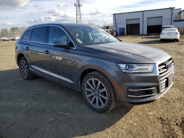 2018 Audi Q7 Premium Plus