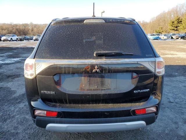 2015 Mitsubishi Outlander SE