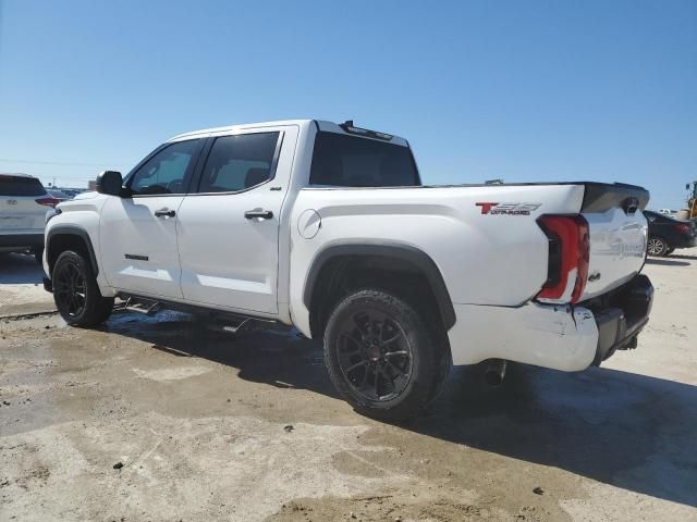 2022 Toyota Tundra Crewmax SR