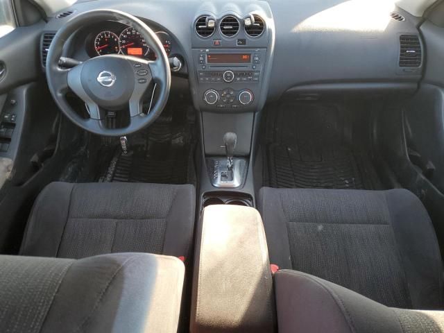 2010 Nissan Altima Base