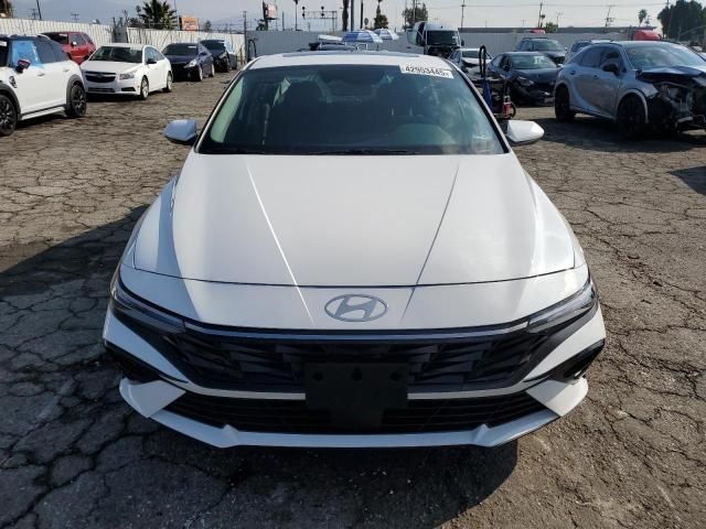 2025 Hyundai Elantra SEL