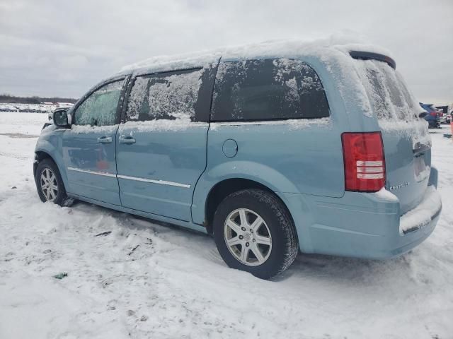 2010 Chrysler Town & Country Touring